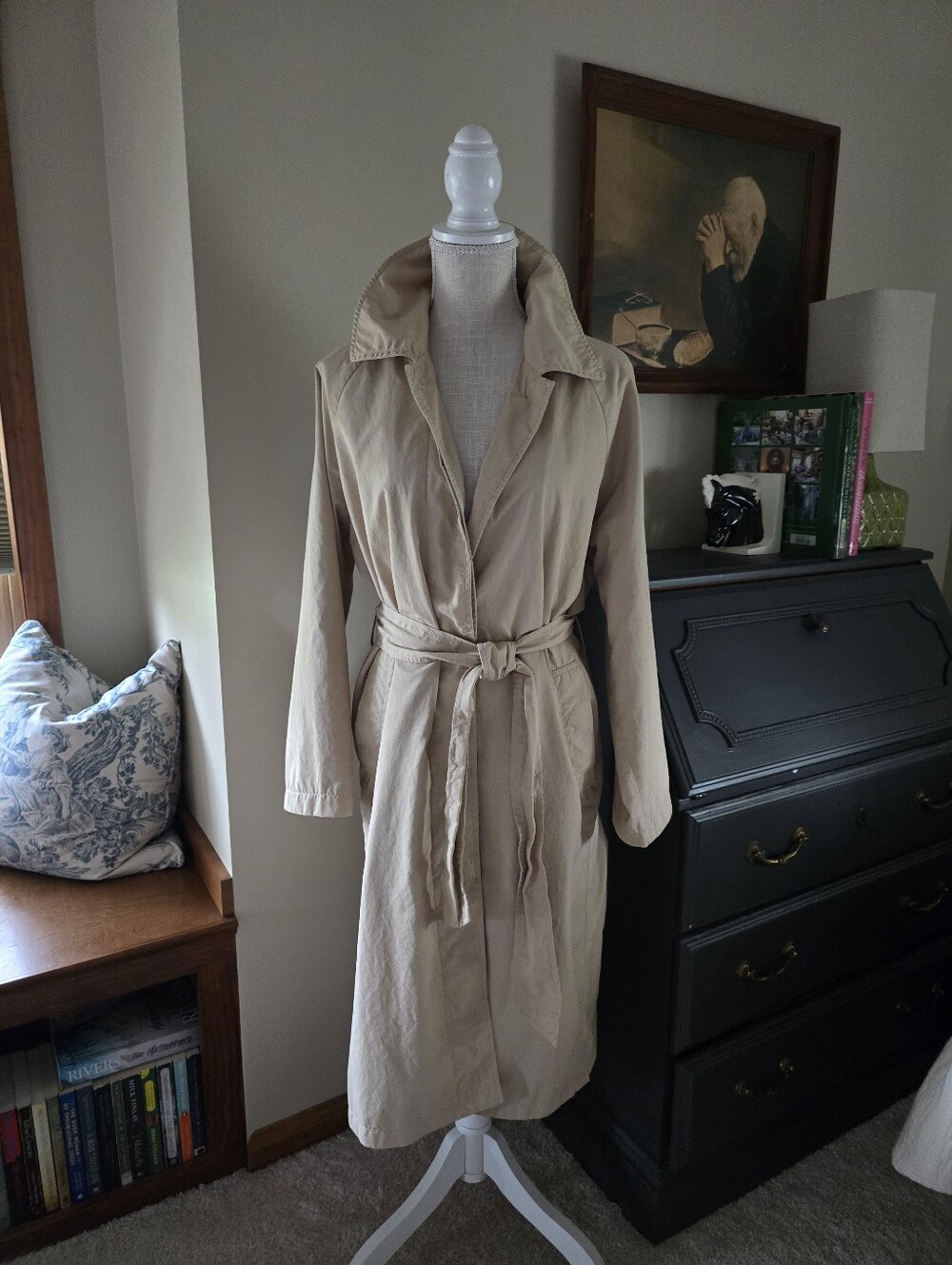 Abercrombie & Fitch XS  water Resistant Belted Trench Beige Jacket